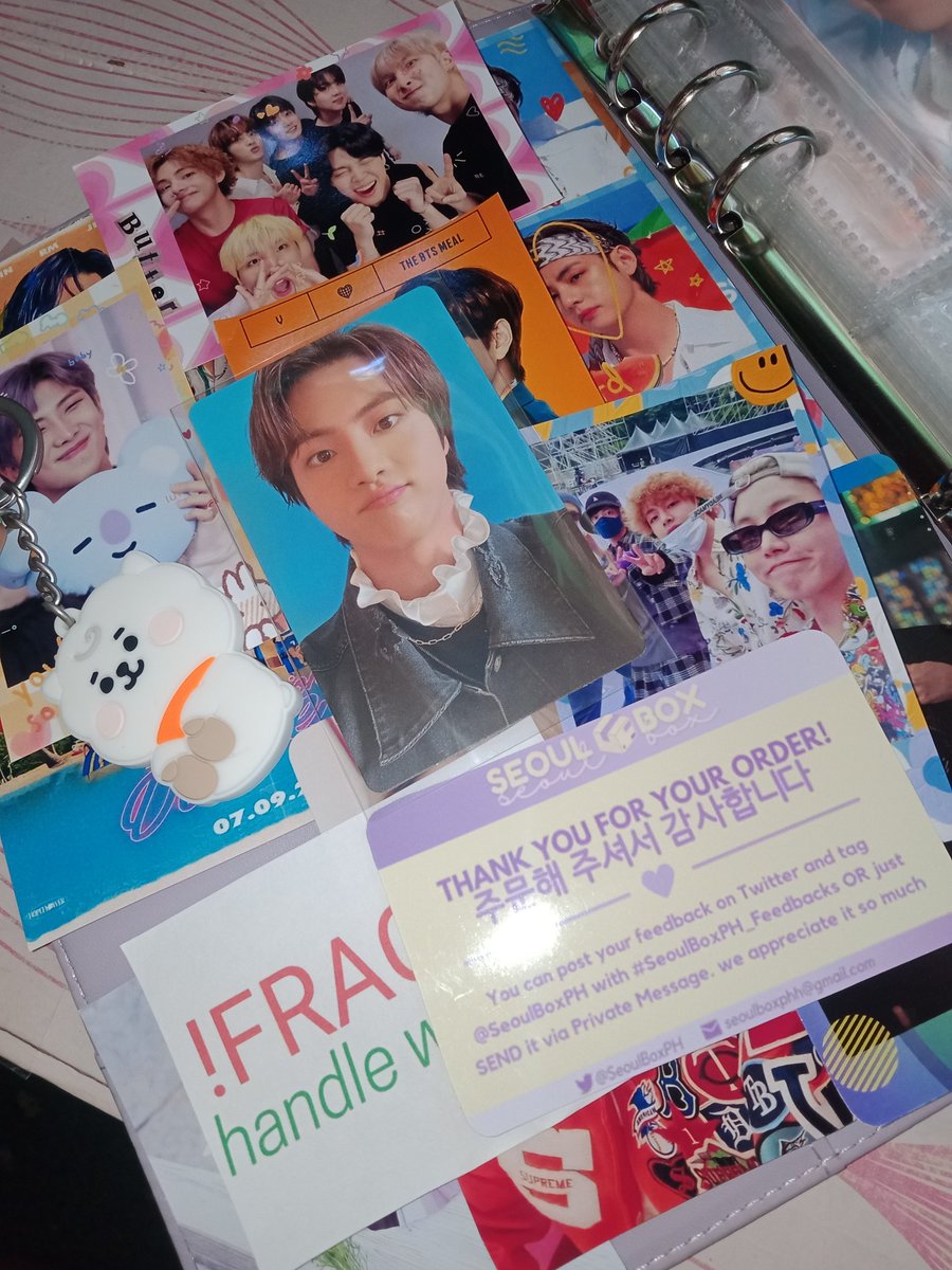 CrystalSnow93's tweet photo. Thank you sm @SeoulBoxPH for my Butter Jin pc. Superb packaging and a looot of freebies 😂 The customer service is 💯☑️

#SeoulBoxPH_Feedbacks https://t.co/11IBDTDjhg
