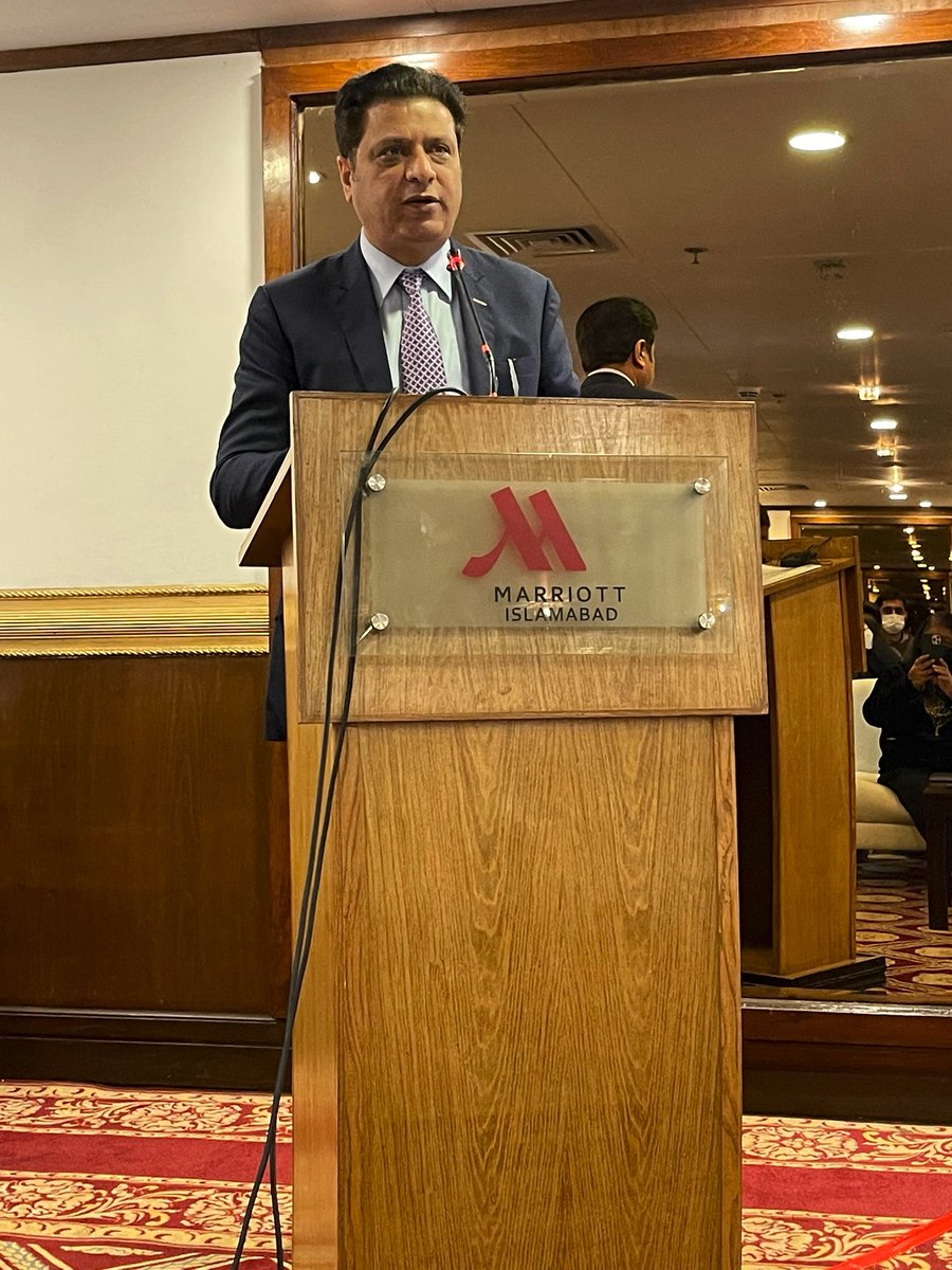 jehan_ara's tweet photo. Chairman @NadraPak Tariq Malik says that unless a person has a legal ID he/she is invisible. He is speaking at the 8th National Data Privacy Conference.#Privacyisaright #digitalrightsfoundation https://t.co/wIMuwBP8os