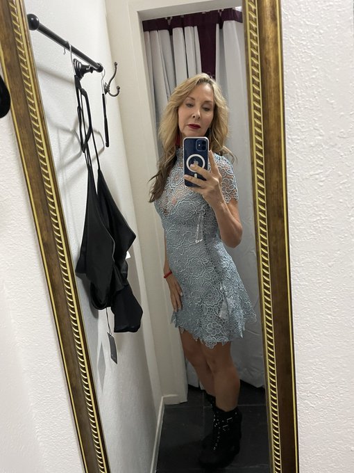 Did you know you can follow my #of #fanpage for #free?  Lots of #ppv for $5 or less. Come get your #freestuff<a href="/tag/of"class="tags">#of</a><a href="/tag/fanpage"class="tags">#fanpage</a><a href="/tag/free"class="tags"><span>#free</span></a><a href="/tag/ppv"class="tags"><span>#ppv</span></a><a href="/tag/freestuff"class="tags"><span>#freestuff</span></a><a href="/tag/onlyfans"class="tags"><span>#onlyfans</span></a><a href="/tag/bikinimom"class="tags"><span>#bikinimom</span></a>