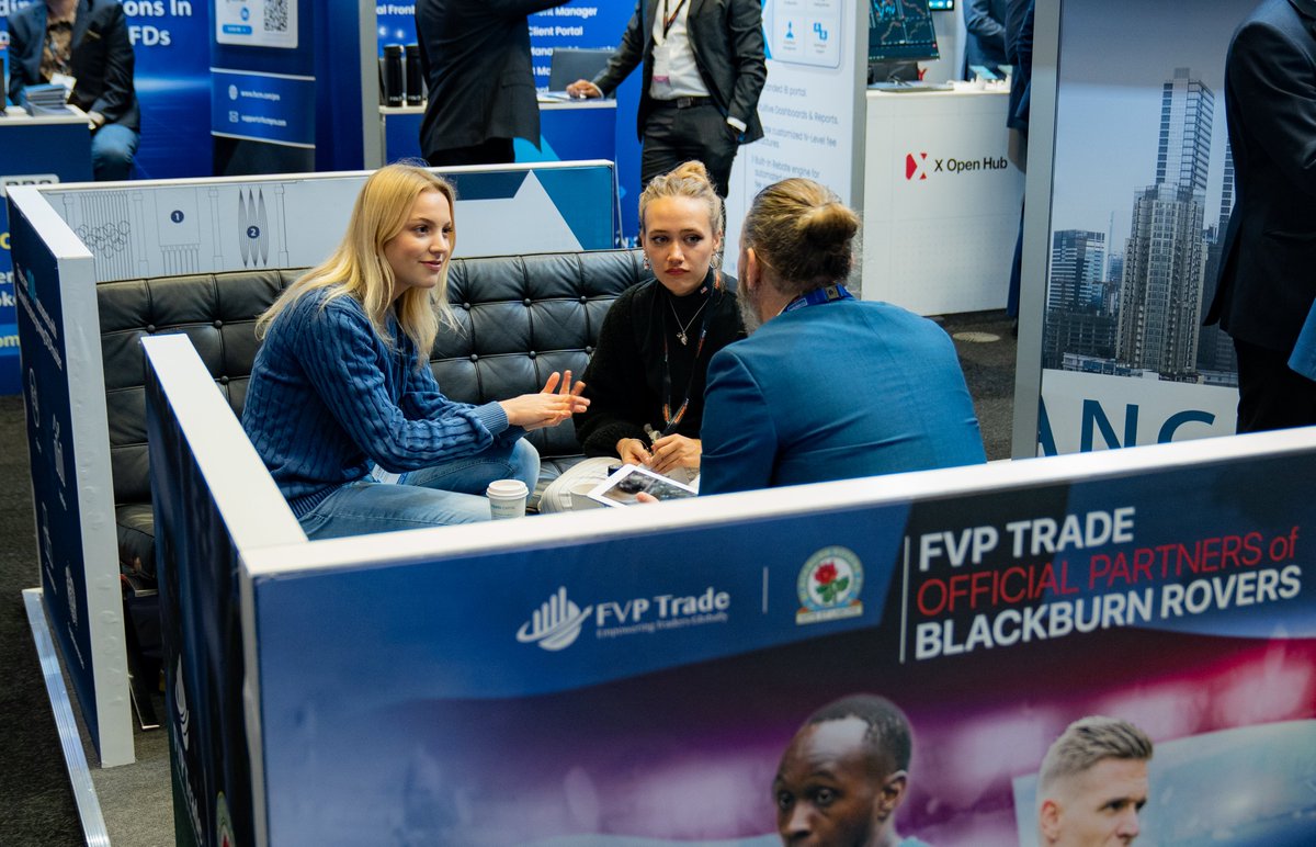 james_fvp's tweet photo. What a great event @financemagnates London summit #FMLS21 #fvptrade https://t.co/Y4FNj8vsQc