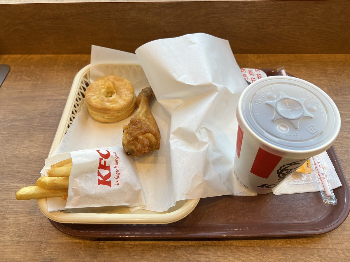 今日の遅い は 。 は と がおいしかったものの、 も してしまいました🍔 @KFC_jp ＃フライドチキン