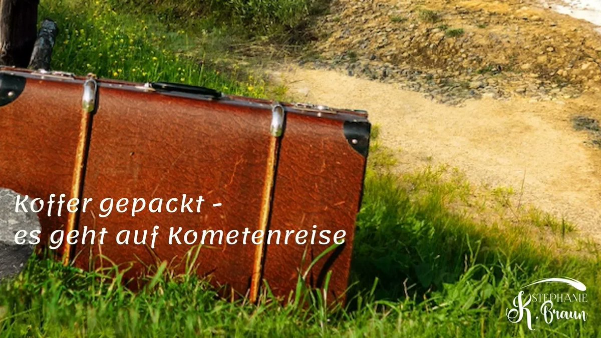 kleiner_Komet_'s tweet photo. Mit gepackten Koffern bin ich bereit zu einer neuen #Kometenreise.
Während ich mir als kleiner Komet meine Welt der Geschichten (https://t.co/xaZb2qCxY0) aufbaute, wuchs in mir das Ziel mich als systemische #Beraterin selbstständig zu machen.
#NeueWege #LebenslangesLernen #Ziele https://t.co/jMEoA1a6TK