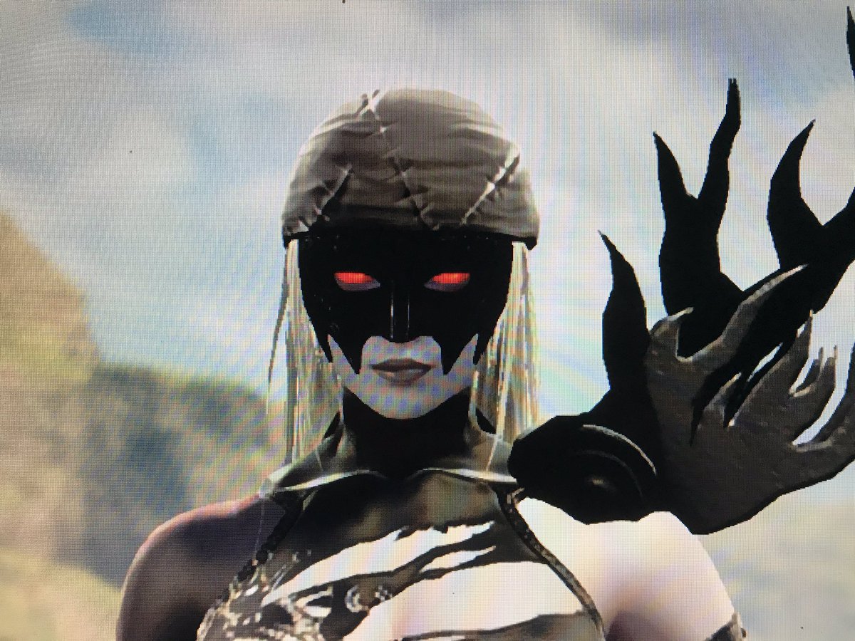 DarkSidePurity's tweet image. || Made some improvements to the LadyDevimon custom character. Cleaned up the sticker work and added stitches to the cowl.

Also made a mask-less alternate.