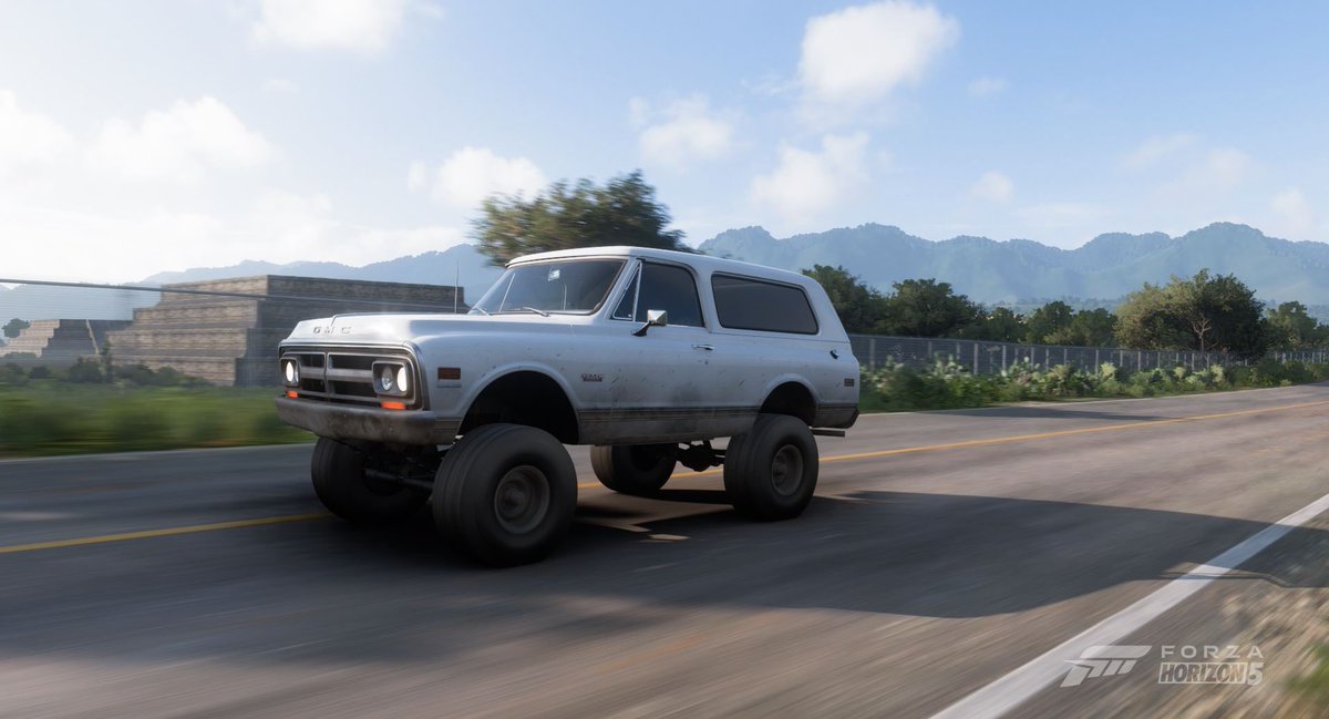 Racer88R's tweet photo. Gave in and got the new Forza Horizon🤘🏼 https://t.co/6qTDCYDIOV