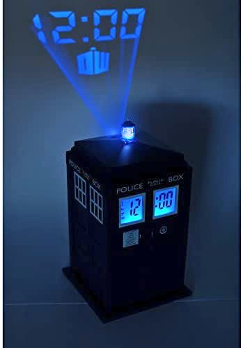 palavattg's tweet photo. Doctor Who Tardis Digital Projection Alarm Clock, DR190.

--> https://t.co/T4lCOSxtNf

#DoctorWho #DoctorWhoFlux #DoctorWhoDay #Tardis https://t.co/wrhLW6wzi5