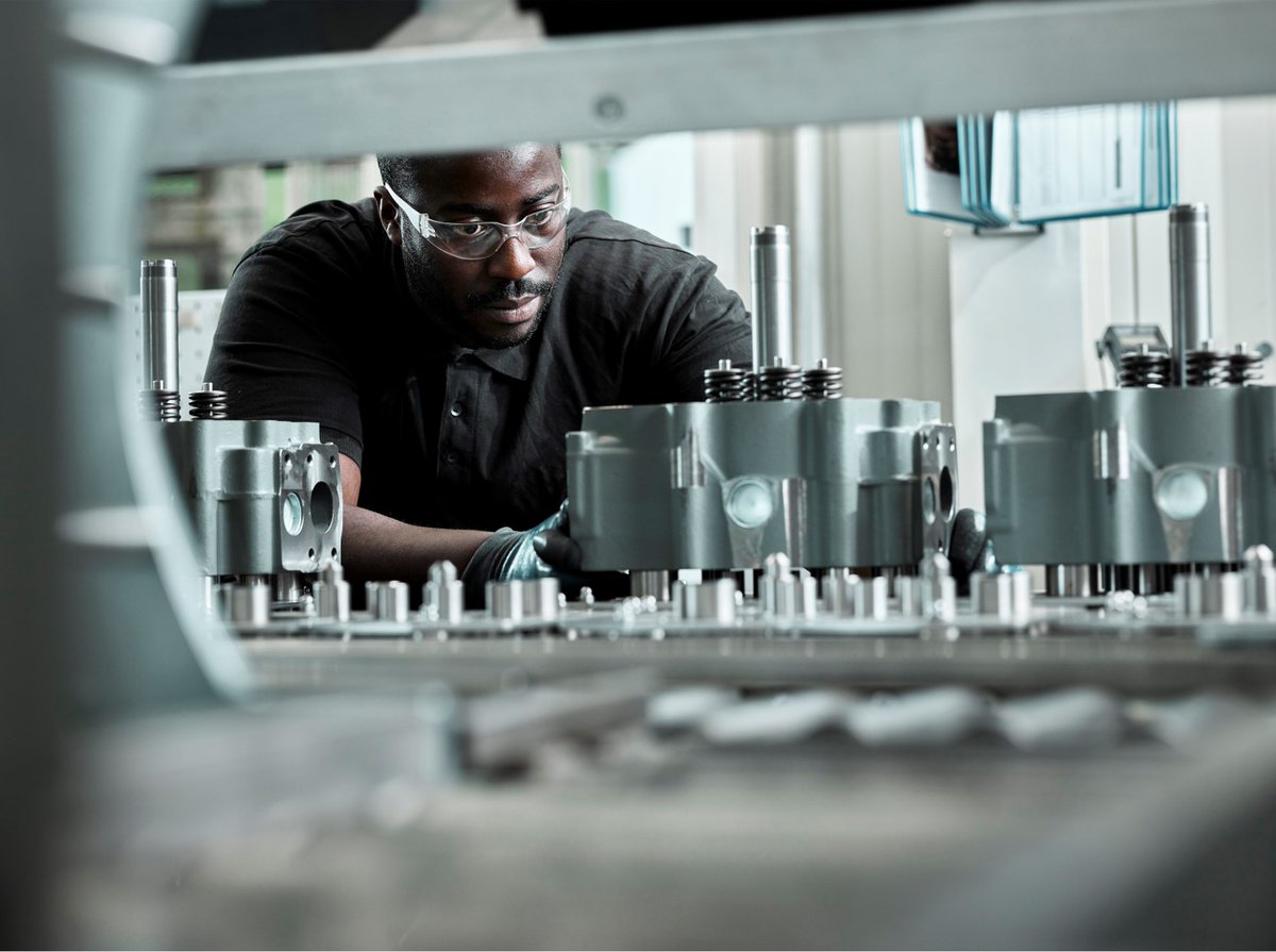 AMBI (@ambiplatform) on Twitter photo Do we need factories for manufacturing in the future?
The latest article, written by Researchers of AMBI discuss that. Read more:
mfg40.fi/do-we-need-fac…
#manufacturing #future #businessmodel #network #industry40 <a href="/MikaelCollan/">Mikael Collan</a> <a href="/PaavoRitala/">Paavo Ritala</a> <a href="/UniLUT/">LUT University 🚀</a> #lutbiz Do we need factories for manufacturing in the future?
The latest article, written by Researchers of AMBI discuss that. Read more:
mfg40.fi/do-we-need-fac…
#manufacturing #future #businessmodel #network #industry40 <a href="/MikaelCollan/">Mikael Collan</a> <a href="/PaavoRitala/">Paavo Ritala</a> <a href="/UniLUT/">LUT University 🚀</a> #lutbiz