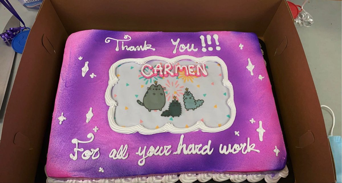 carmenl1ta's tweet photo. Loved my farewell cake :,) https://t.co/IrHxS9obw7