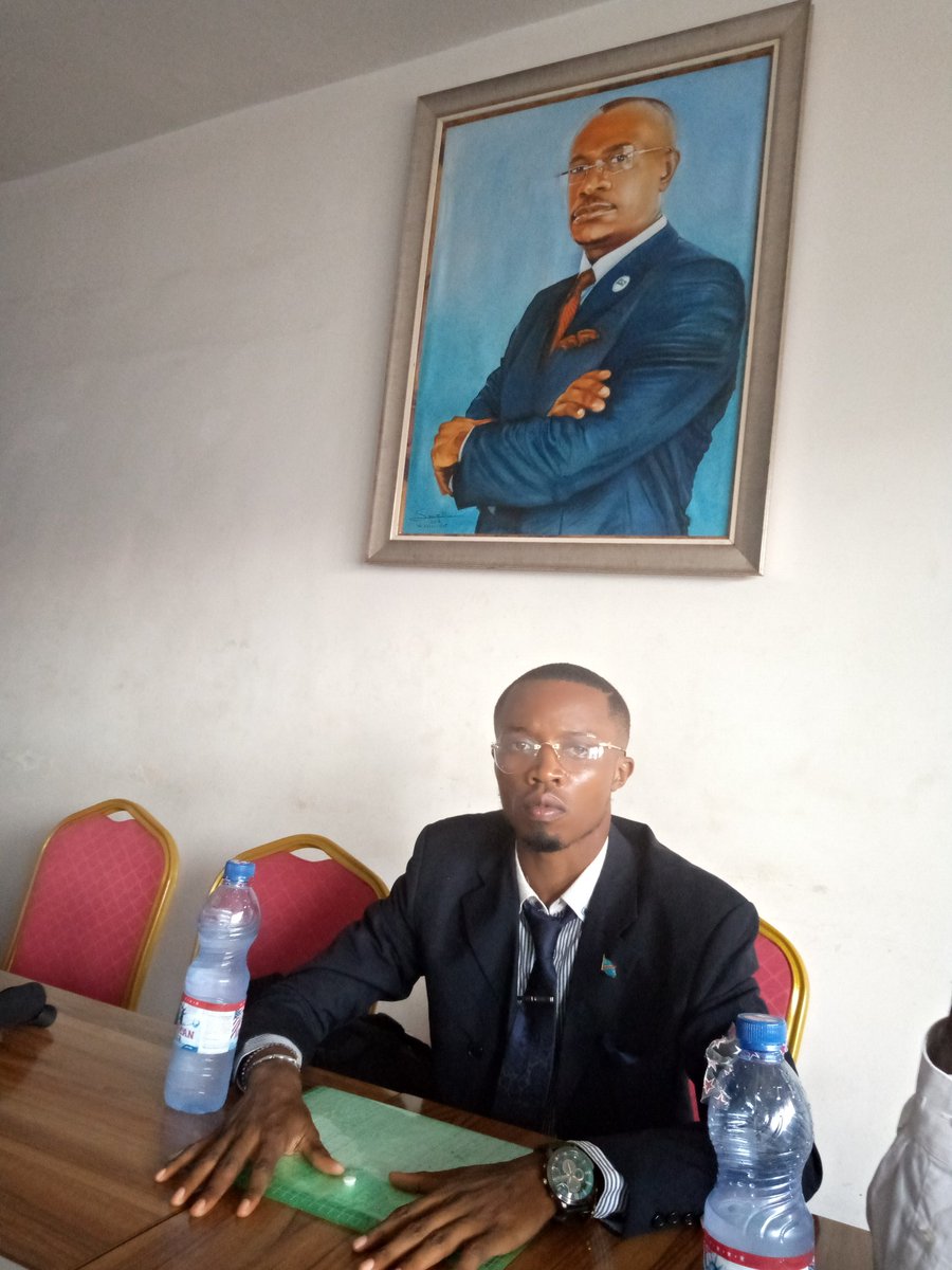 BendeloArnold's tweet photo. Notre désir de réussir est plus fort que notre peur d'échouer.
@Envol_Rd_Congo le parti des idées et des valeurs.
Un autre congolais est possible avec une jeunesse consciente, engagée, motivée et déterminée à rompre avec les antivaleurs. https://t.co/x4cYOsMIdg