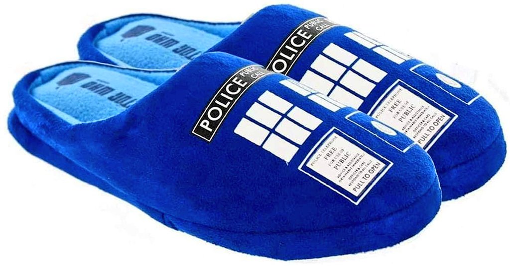 sukawatg's tweet photo. Doctor Who Women's TARDIS Slippers.

--> https://t.co/T5CFo55IIn

#DoctorWho #DoctorWhoFlux #DoctorWhoDay #Tardis https://t.co/xMAYKB1vuh