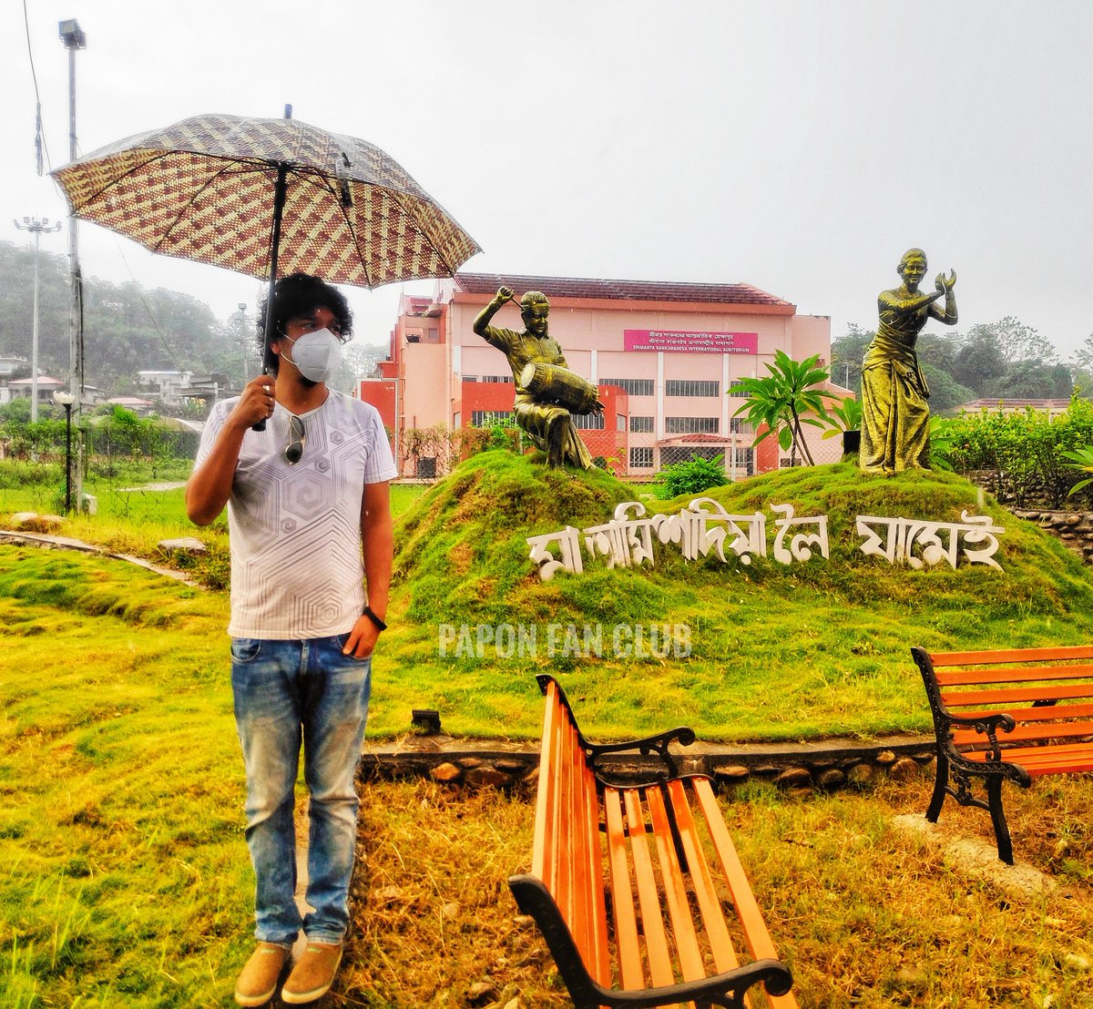 Dipankar_Assam's tweet photo. #Happy_Birthday my heartthrob @paponmusic ❤️🎼🎶 https://t.co/IjVDgqci4V