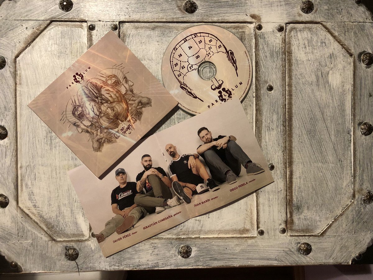 Paralelum's tweet photo. De las plataformas a nuestras manos👏🏻👏🏻 La edición física de Bad Thoughts ya disponible⚡️⚡️en las webs de @ladystonemusic y de @totemvertigo1
#paralelum #newalbum #metal #badthoughts #cdmetal #novedadmusical https://t.co/pwoCPfWgtz