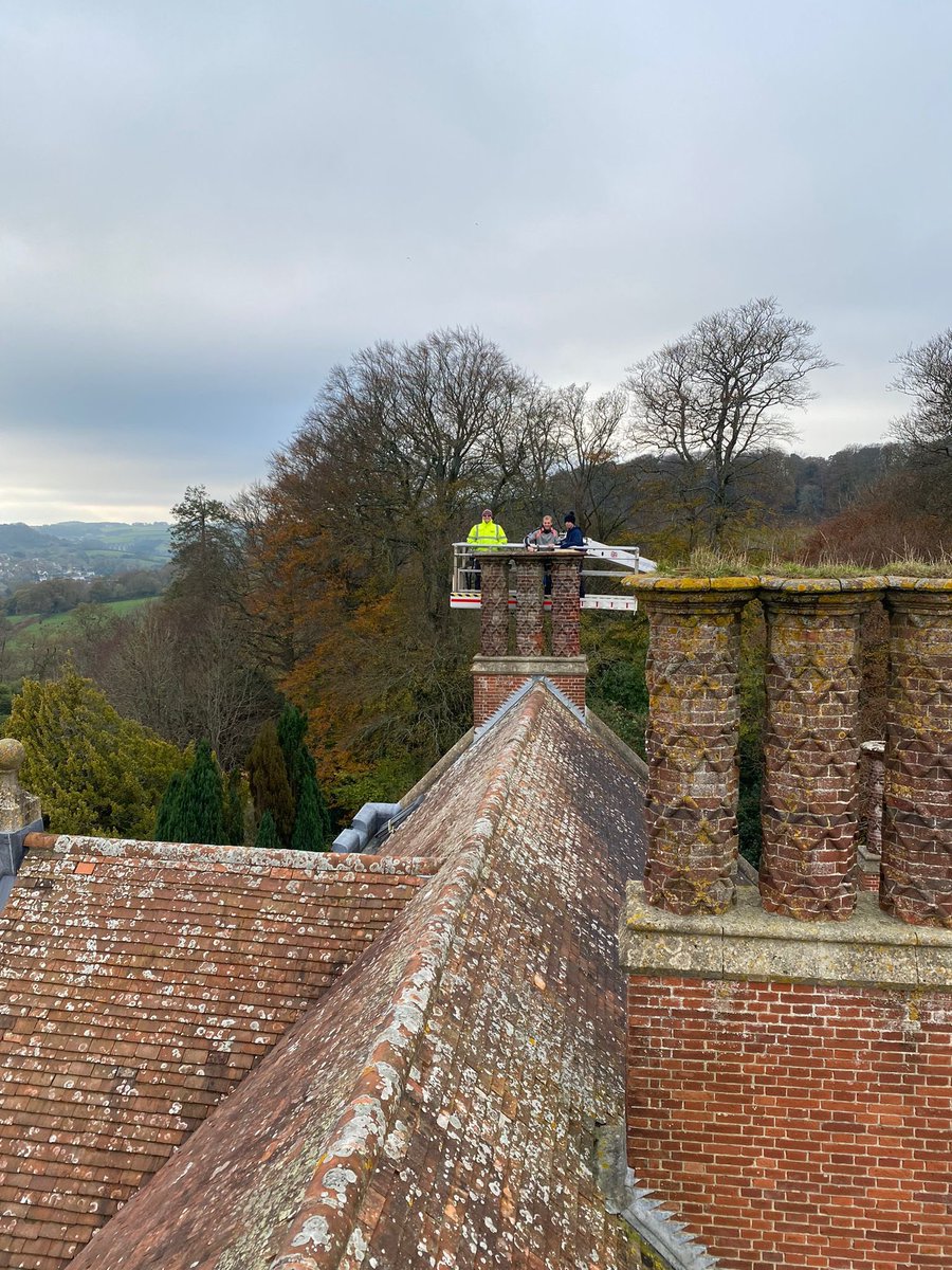 No chimney too high! 

Specflue Lining carried out in Uplyme on the East Devon Jurassic Coast on the Devon and Dorsey border yesterday with the help of Sky Platforms. 

This was The Stove Company’s highest chimney to date and it gave us some incredible roof top views!

#views