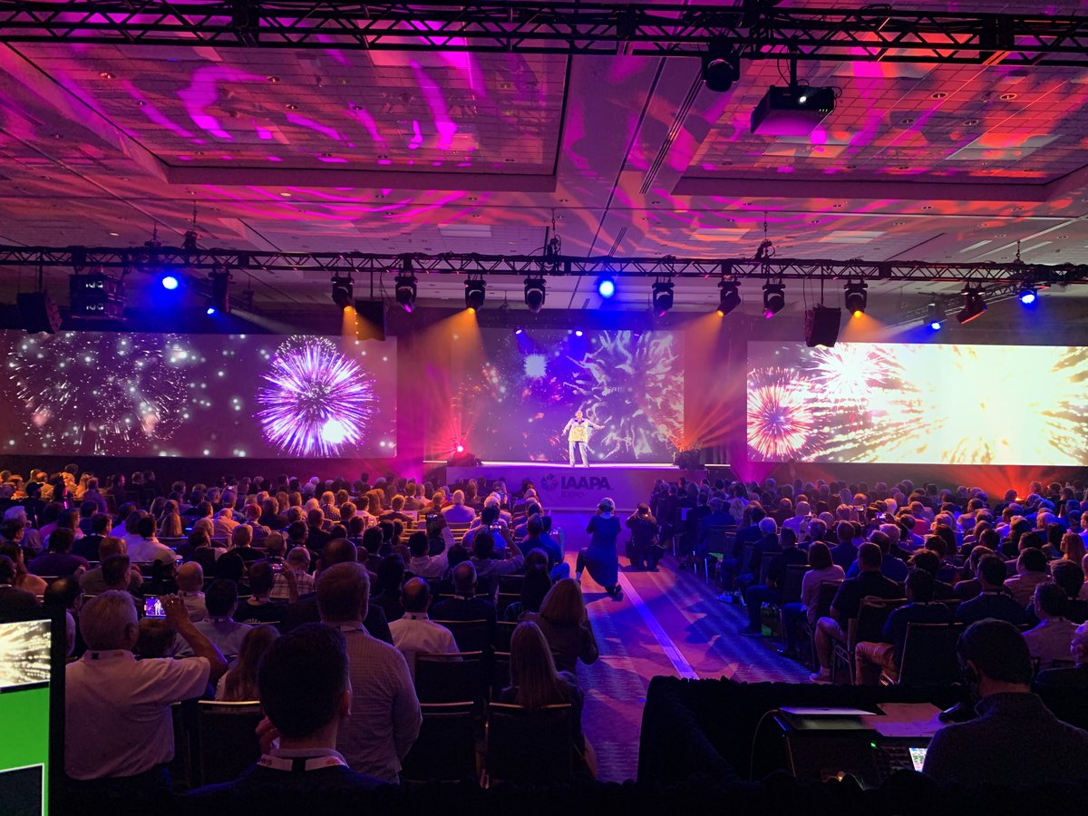 ioversal tweet media