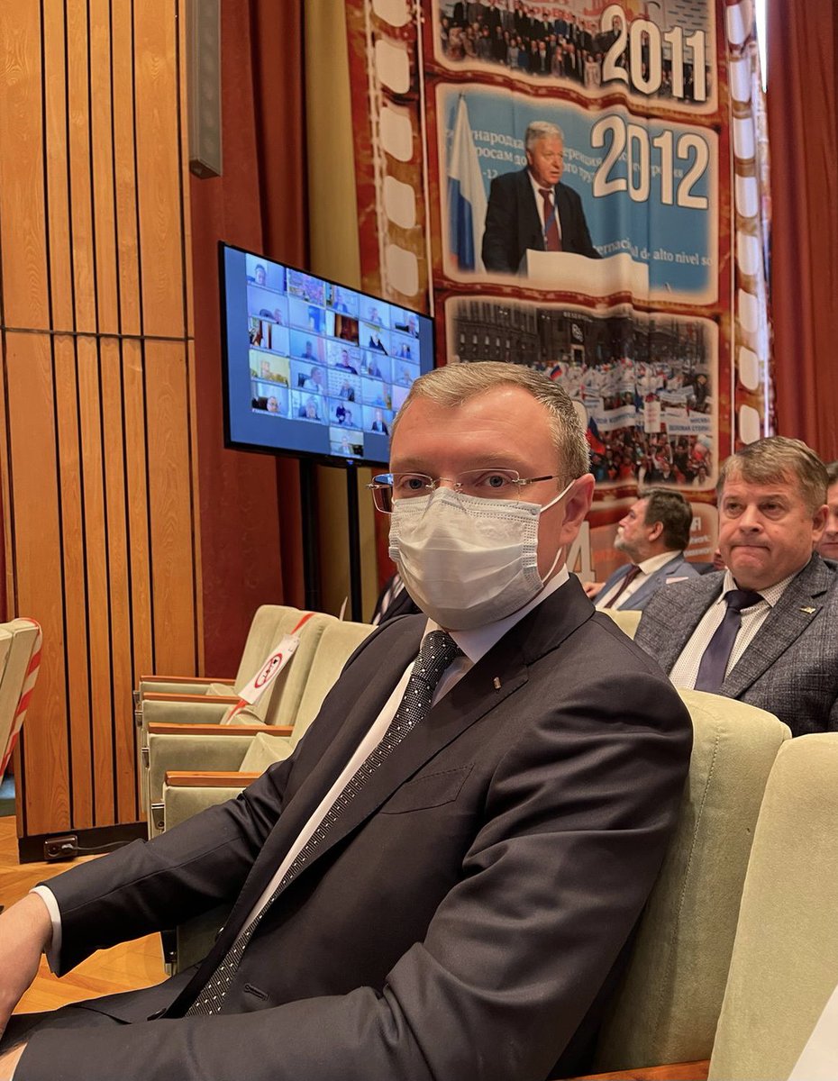fpso_63's tweet photo. Сегодня проходит заседание Генерального Совета ФНПР, участие в котором принимает председатель ФПСО @DG_Kolesnikov Дмитрий Геннадьевич Колесников.
Генсовет ФНПР рассмотрит  вопросы текущей ситуации и задачах профсоюзов #фнпр #фпсо63 https://t.co/bk3dUUH9Dj