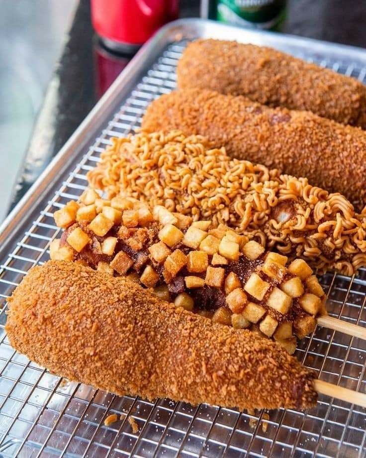 currentcraves's tweet photo. Corn dogs #foodporn #cravings #foodie #yummy https://t.co/TVZZ4T0fc8