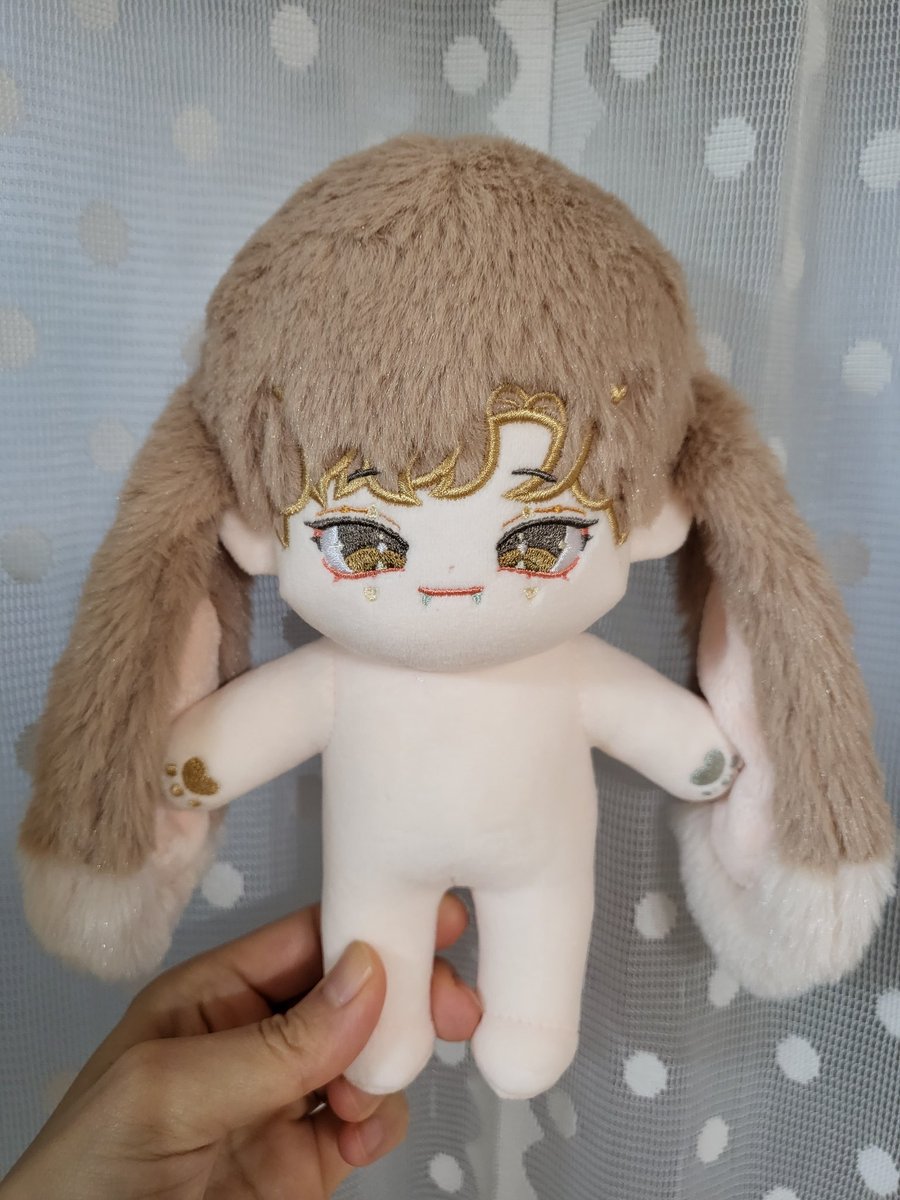 🧸 캐롯 (<a href="/closet_sunny/">𝚂𝚄𝙽𝙽𝚈 𝙿𝙴𝙰𝙲𝙷 (close)</a> 공구 참여->🙇‍♀️)
와우~  저세상 미모입니다😍 사진에 다 담지 못하는 ㅠㅠ