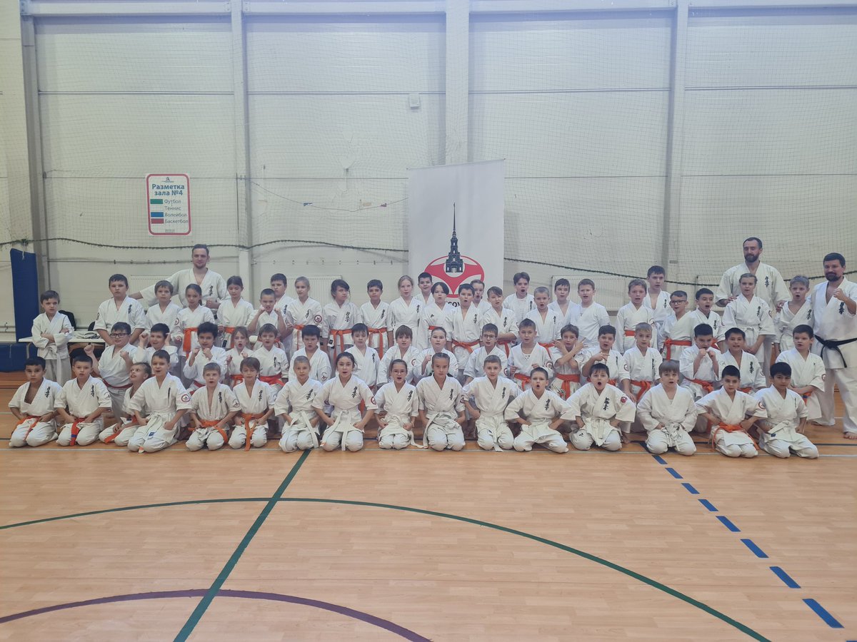 senseikuznetsov's tweet photo. XVI Осенние учебно-тренировочные сборы школы Kuznecov Dojo.
Самые лучшие! https://t.co/MX27fAn4uI