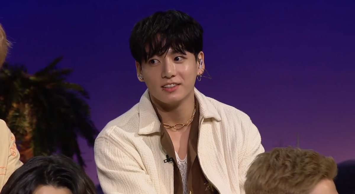 JJK_Times's tweet photo. James Corden: I said to Jungkook ‘I honestly believe this. Jungkook, I think you can be a movie star’

I cannot agree more https://t.co/f5niBnKBn6