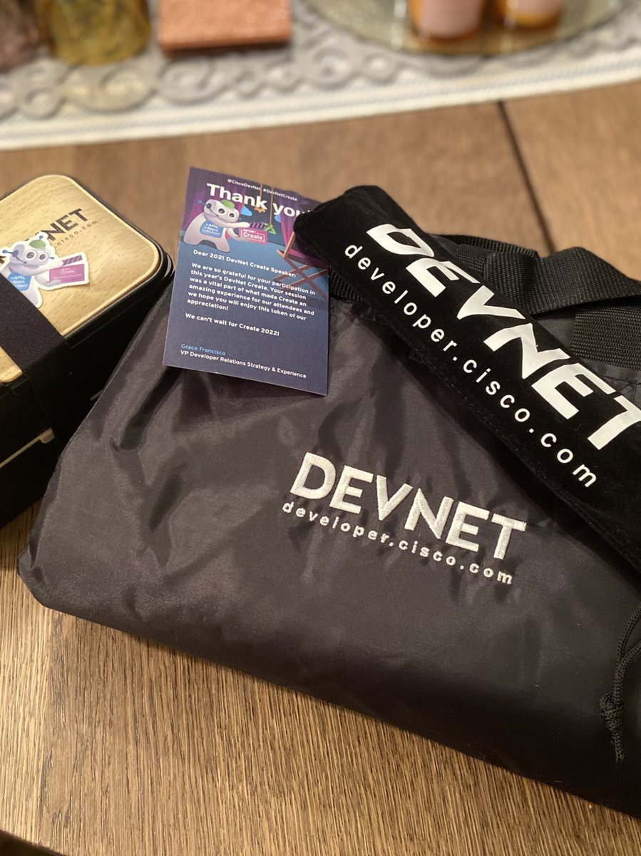 bigevilbeard's tweet image. @CiscoDevNet swag gifts from the amazing @jlkratky 🤗