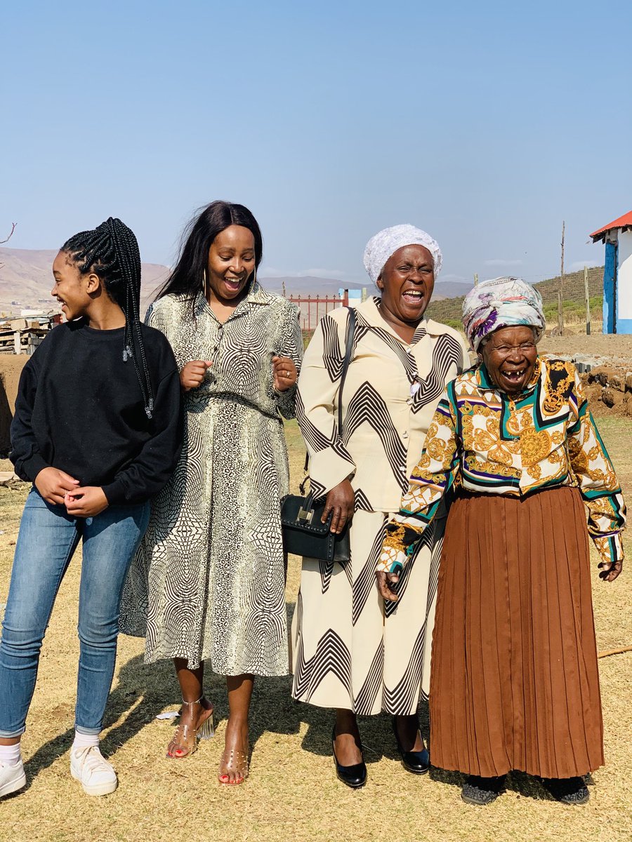 ThandiswaMlisa's tweet image. Four generations…..