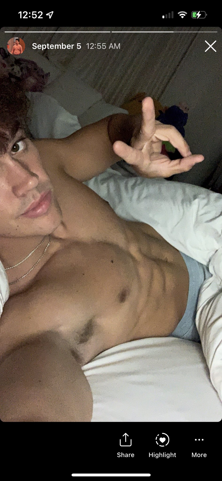 Noah Beck on X: “to clear that up… this was the photo i posted on