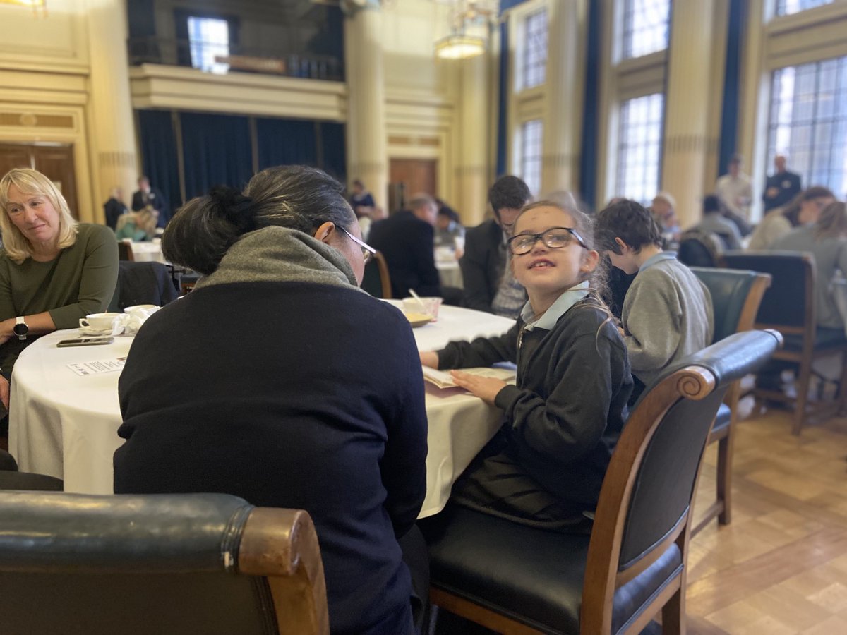 What a treat to have a story with ⁦@CllrDavidMellen⁩ as part of the ⁦@dollyslibrary⁩ #BigReadingChallenge Business Leaders Breakfast at the Council House in town! #greenfieldscommunityschool #lovereading ⁦@MyNottingham⁩ ⁦@NST_forschools⁩