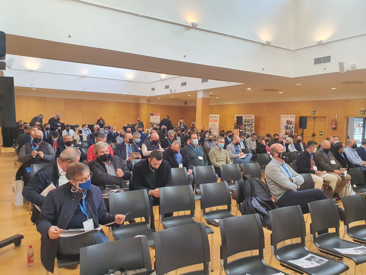 En estos momentos <a href="/AeceCarretillas/">AECE | Asociación de Empresas de Carretillas</a>  está celebrando la Asamblea General en el Pabellón 9 de <a href="/IFEMA/">IFEMA MADRID</a>   coincidiendo con la feria @LogisticsIberia 
<a href="/AeceCarretillas/">AECE | Asociación de Empresas de Carretillas</a>   cuenta ya con 143 asociados de todas España