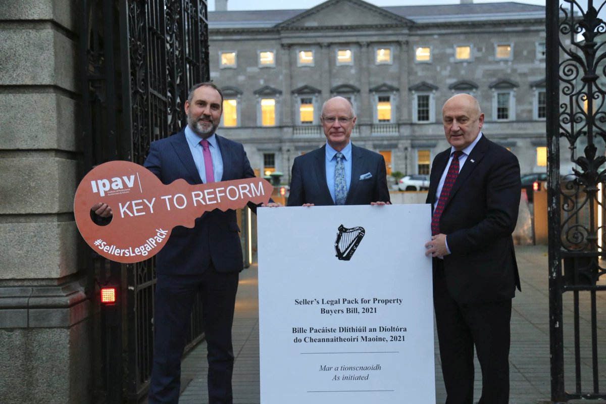 IPAVireland's tweet photo. Deputy @MarcMacsharryTD Paul McCourtney President of @IPAVireland IPAV CEO Patrick Davitt pictured outside Dáil Éireann after first reading of- IPAV’s proposed legislation-the Seller’s Legal Pack for Property Owners Bill 2021. #SellersLegalPack #IPAV #auctionners #estateagents https://t.co/egDrmL0oty