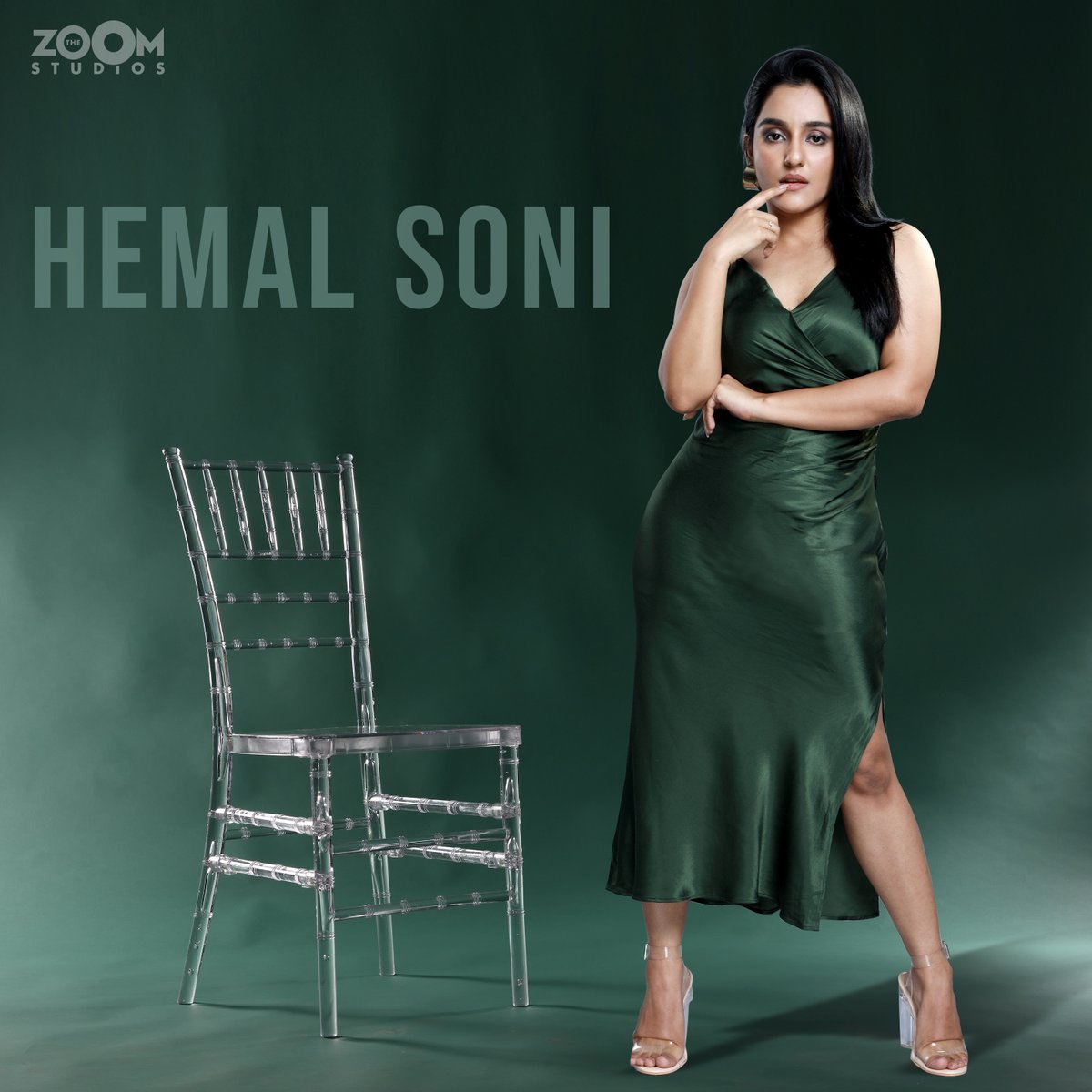 Classy. Sassy. Definitely Jazzy. Presenting #HemalSoni, the new face of The Zoom Studios. Follow her on Instagram and watch out for her videos spicing up your feed. 😍🔥

#Model #Diva #Pretty #Sassy