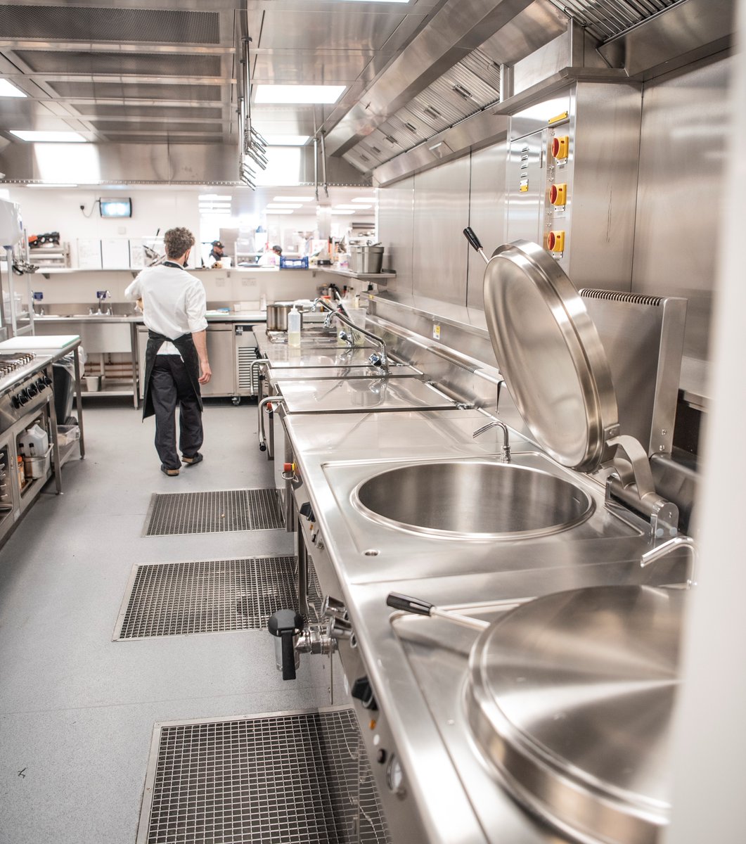 AliGroupFS's tweet photo. The recently opened five-star Nobu Hotel, London Portman Square boasts a powerful and flexible range of equipment from Ambach.

Read more ➡️ https://t.co/6gEx5hkVpv

#ambach #youyourkitchen #nobuhotel #foodservice #foodserviceequipment #commercialkitchen #aligroupFS https://t.co/zJ3rO7Bf04