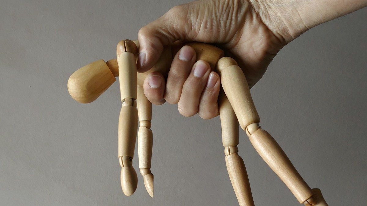 Vous pensez être autonome sur le sujet qui vous est confié, mais votre supérieur hiérarchique doute. Voici un méthode pour diminuer le besoin d'ingérence, en 3 étapes.

buff.ly/3vIxvv2