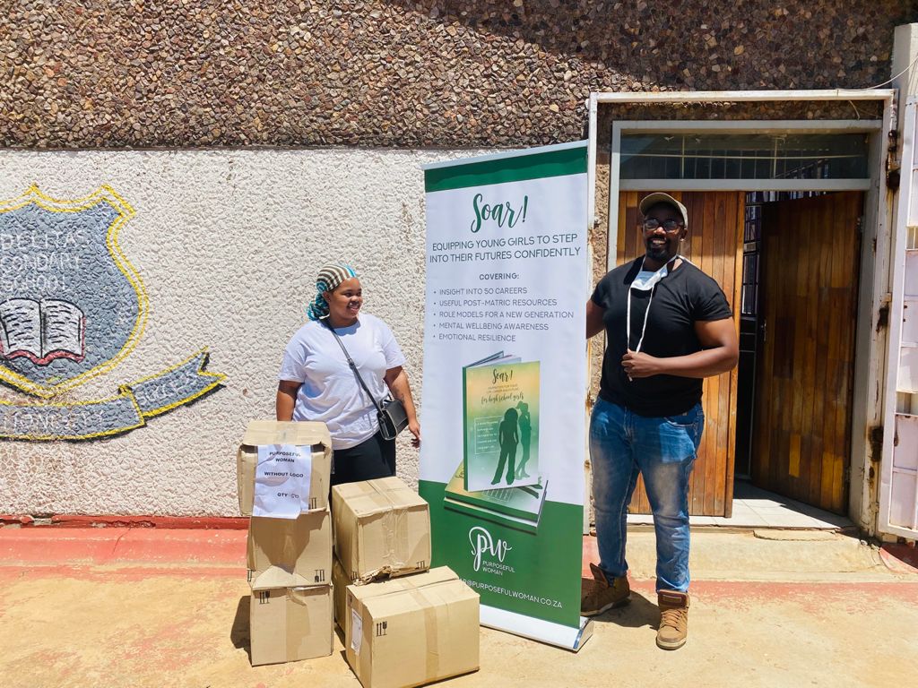 spreadlove_NGO's tweet photo. 380 reading booking were donated to Fedilitas High School last week Thursday.

Thank you to the ladies from Purposeful Women. 
Spread love. 💞

#SpreadLoveFoundation https://t.co/WtXrFfOwyp