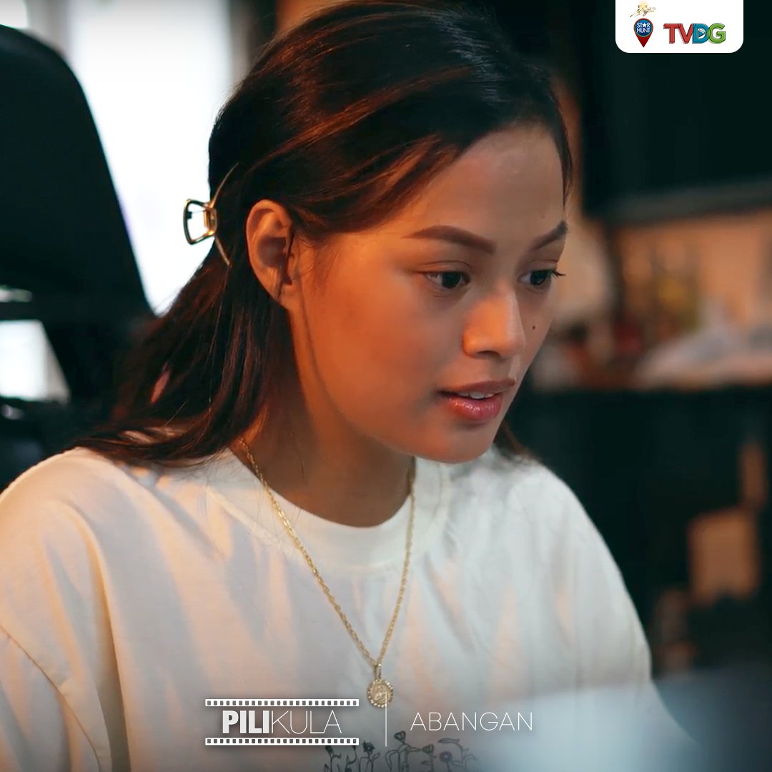 tvdigigroup's tweet photo. Na-miss niyo ba ang PILIkula? Don’t worry dahil magbabalik na kami with a brand new story!

Featuring @ellacayabyab_ for her first starring role 🎞

Any guesses kung anong role niya? I-comment mo na ang sagot! https://t.co/3ClALx7aSS