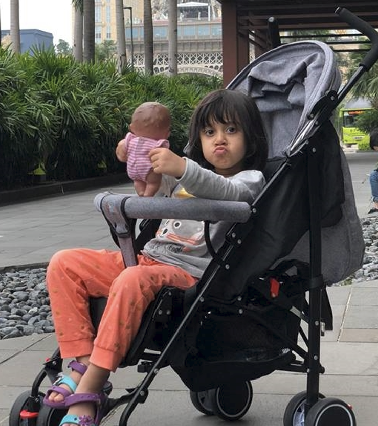 TheCryptoWitchr's tweet photo. @cryptomanran @Sheldon_Sniper Please help my little monkey get lucky with some #monkeyball to help pay for her schooling during these really tough times! :) I adore you all and the show! Lots of love from India <3 https://t.co/SAuXwvz8XD
