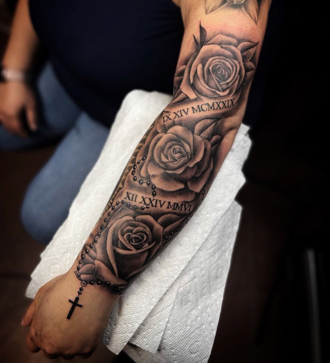 aleksalvarez2's tweet photo. Following My IG @ aleks_tat2 #latattooartist #dtla #cryptoban #tattooartist #la #ink #losangelestattooartist https://t.co/3uiLU7KsyH