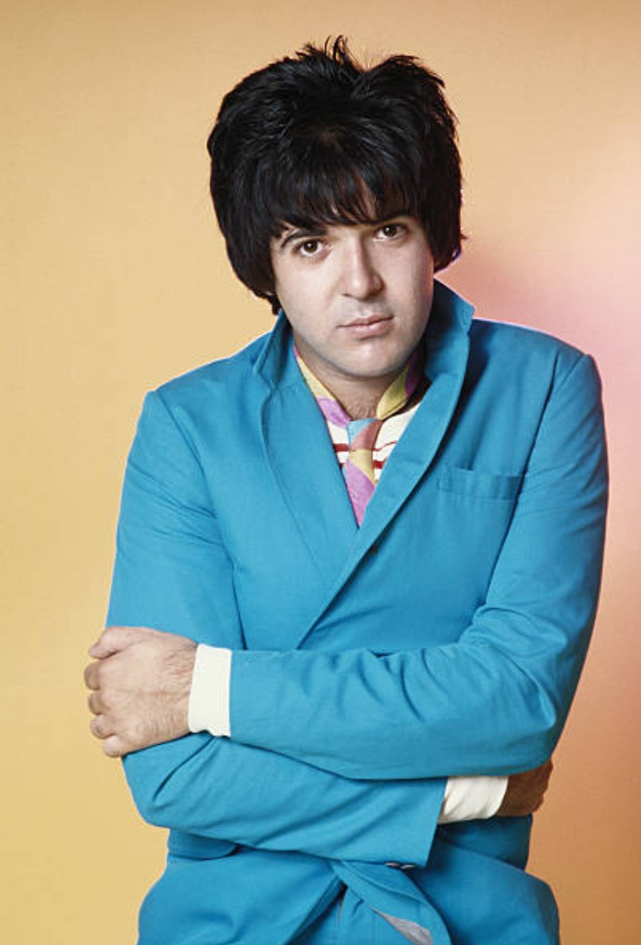 Happy Birthday to Blondie drummer Clem Burke, born on this day in Bayonne, New Jersey in 1954.    