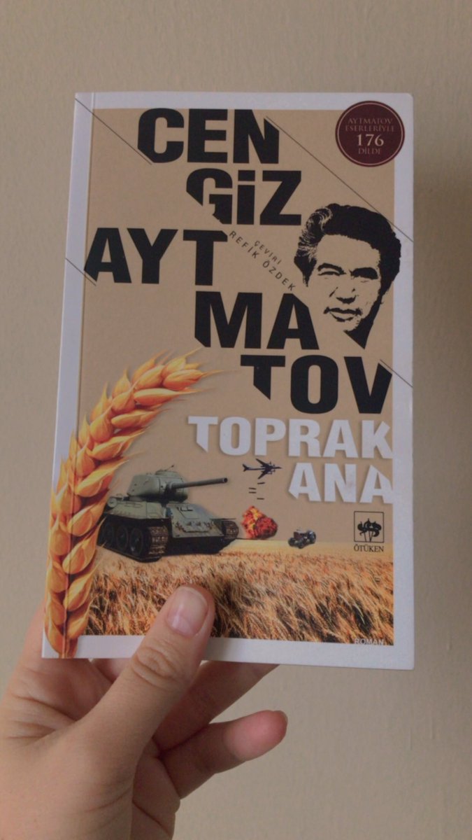 “.. Candan istediğm şey öğretmen olmaktı. Ama,beyaz tebeşr ve cetvel yerine, elime asker tüfeği almak zornda kaldm.Benim fedakârlk duygum, hayat okulunda yoğrularak pekişti. Bu benm, öğretmenleri olmak istediğm çocuklara da ilk ve son dersimdir.”
<a href="/otukennesriyat/">Ötüken Neşriyat</a> 
#ÖğretmenlerGünü