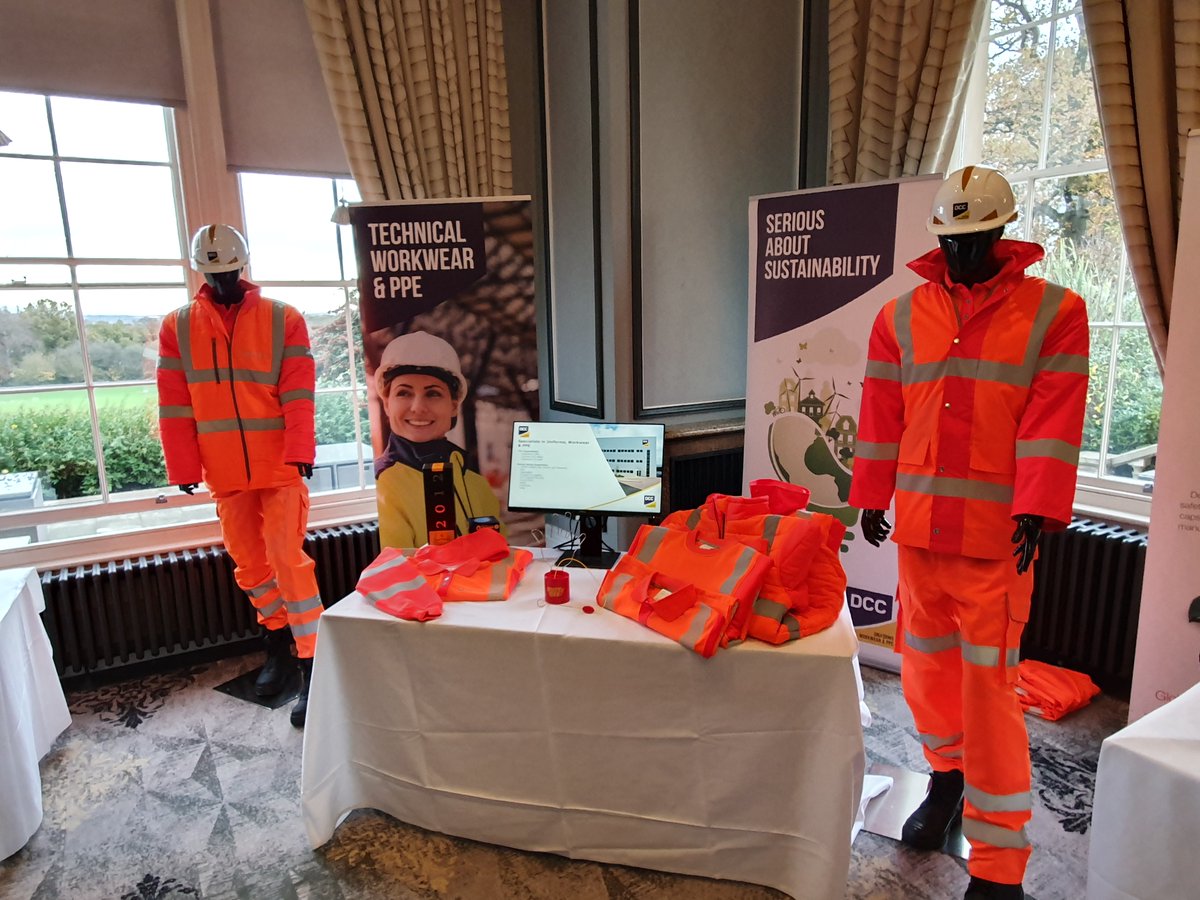 It was a pleasure to be at the picturesque Oulton Hall last week, with Veolia UK showcasing their new innovative technical workwear solution for 2022

Find out more about the products we supply and the solutions available by getting in touch with our team: lnkd.in/dcnwCnd