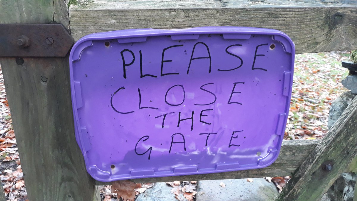 @LakesStiles @JamieHutt0n <a href="/farm_signs/">Farm Signs</a> Purple politeness.