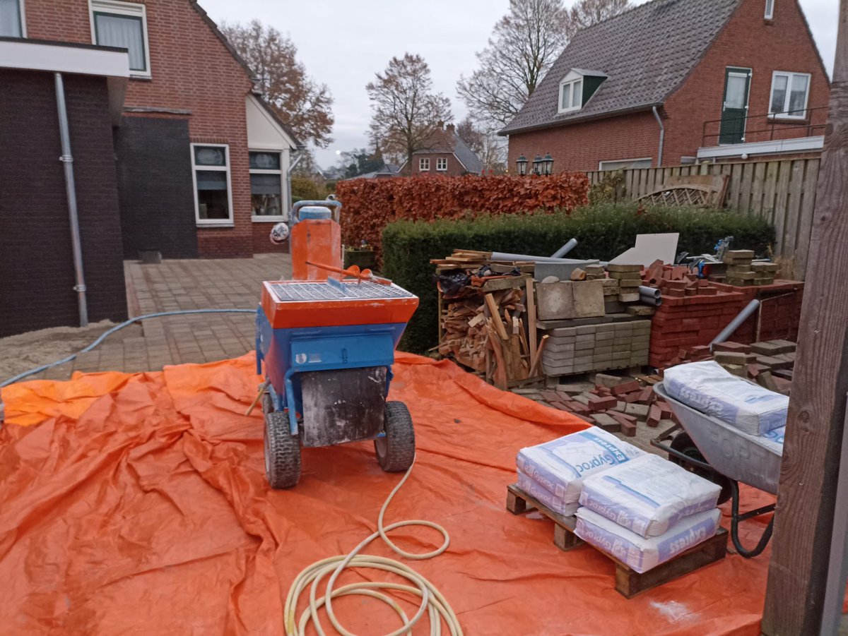 Oud collega heeft een spoedje vandaag.