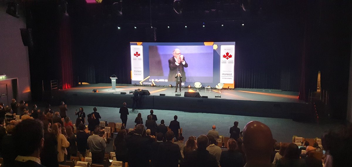 #WBFMAD empezamos el día 2 con Richard Boyatzis. Los #líderes efectivos inspiran contexto emocional.