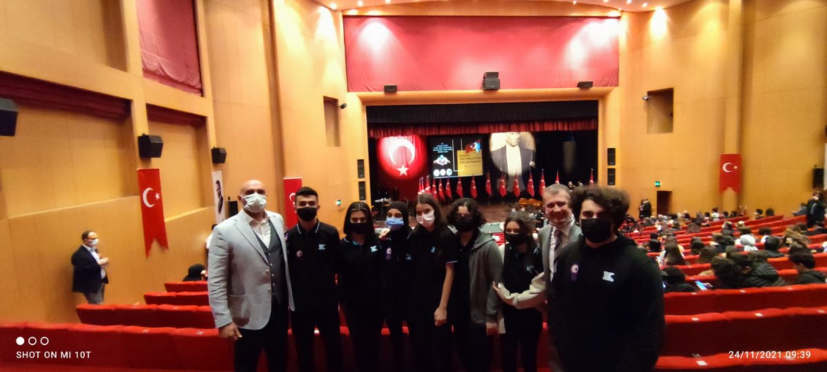 24 Kasım Öğretmenler Günü il kutlama programında öğretmen,öğrenci ve idarecilerimizle yer aldık.
<a href="/konyaaltimem/">Konyaaltı İlçe Milli Eğitim Müdürlüğü</a> 
<a href="/AntalyaValilik/">T.C. Antalya Valiliği</a> 
@antalyailmem