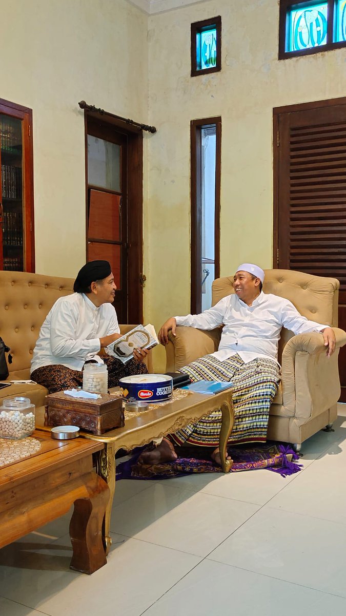 Xolam bilan jinsiy aloqani tomosha qiling