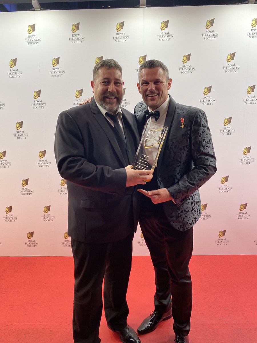 CarlAustinBehan's tweet photo. CONGRATULATIONS to @badgermcr @RTSNW for winning Best Digital Creativity with #UnitedWeStream @StreamGm @MC_Daly @LGPublicityUK Thanks for all your support with @MayorofGM @greatermcr @GM_PrideNetwork #GMDigitalPride @canalstmancs @YourMCR
#RTSNW @Bruntwood_UK @TalkTalk ❤️ https://t.co/PxfRFMhJWb