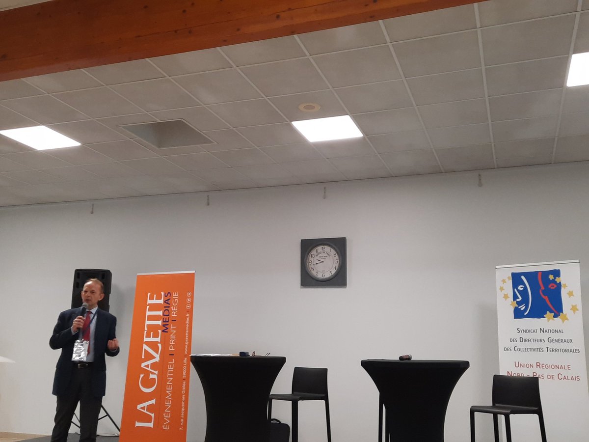 Kuchcinski3's tweet photo. @sndgct @ObsSmacl @SmaclAssurances 
Eclairages de Jérôme DESCHENE Conseiller Technique du Président national @sndgct chargé des questions de déontologie, de Luc BRUNET @ObsSmacl et de Claire JANQUIN du CDG62. 
Déontologie professionnelle @sndgct5962 congrès régional Longuenesse https://t.co/zfltUbQAVw