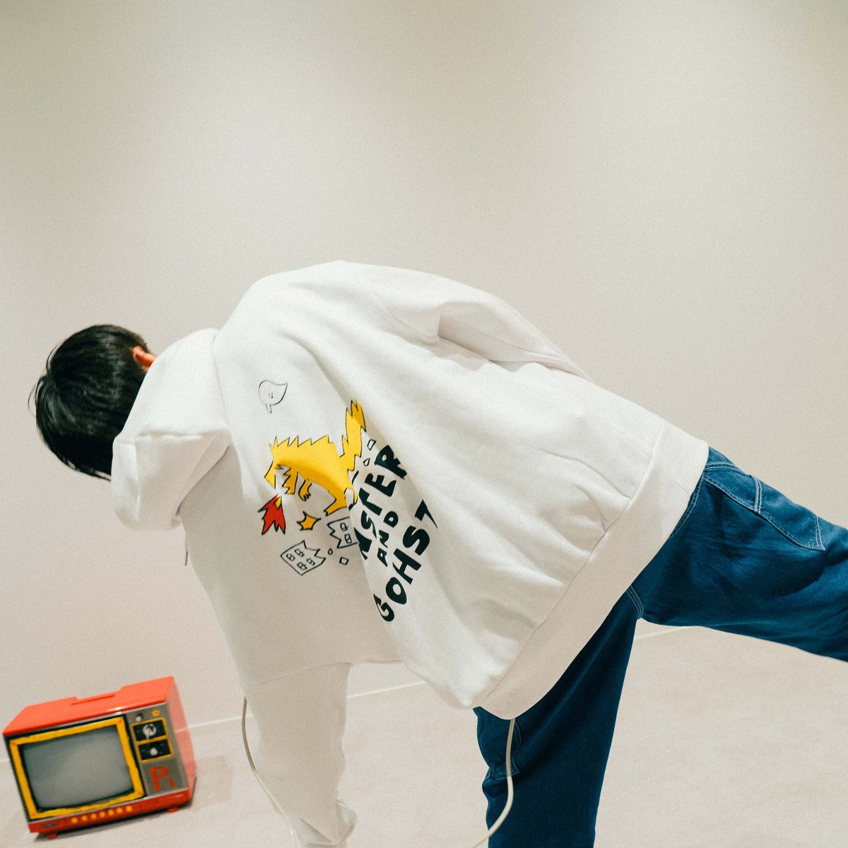 怪獣とゴースト