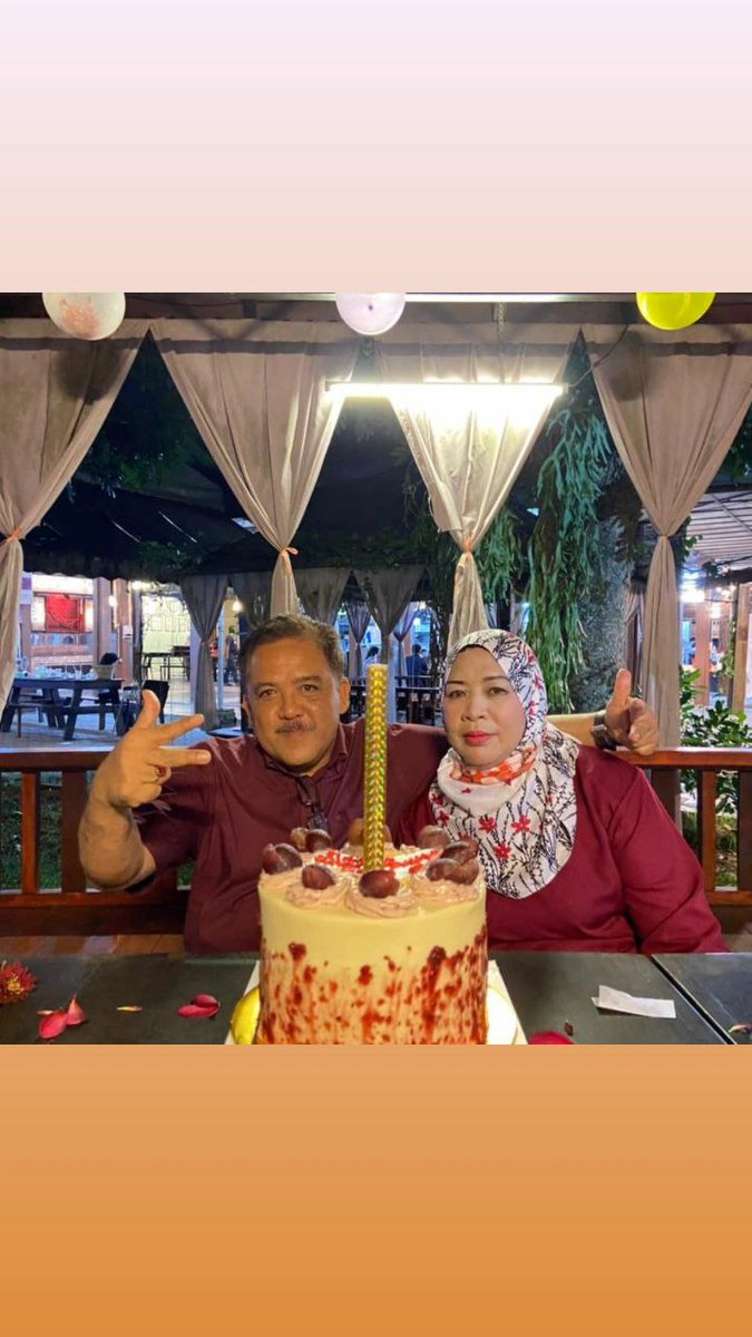 DpantaiRestoran's tweet photo. Misi Rahsia Berjaya!
.
.
Alhamdulillah kejutan Birthday Party berlangsung dengan jayanya
.
.
Semoga ikatan kasih sayang terus utuh dalam keluarga Pn Marlia,amin🥰 https://t.co/PaqUD4qRWc