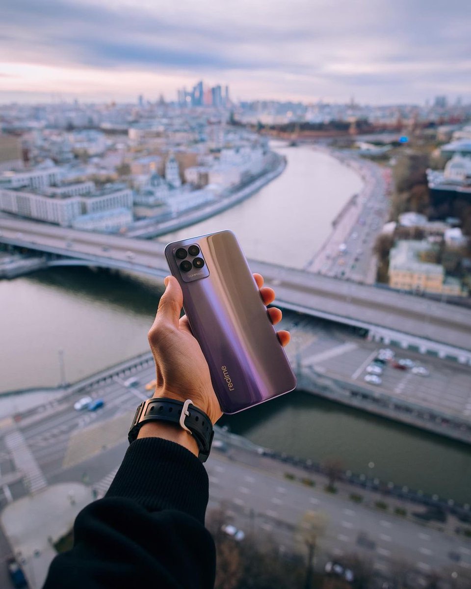 Siapa yang mau hape gratis? Aku mau bagiin realme 8i harga 2jutaan. Caranya:
- retweet tweet ini
- follow <a href="/realmeindonesia/">realme Indonesia</a>
- reply dengan mau yang warna Space Black atau Space Purple, pakein hashtag #realme8iLaunch

Jawab cepat aku tunggu yah