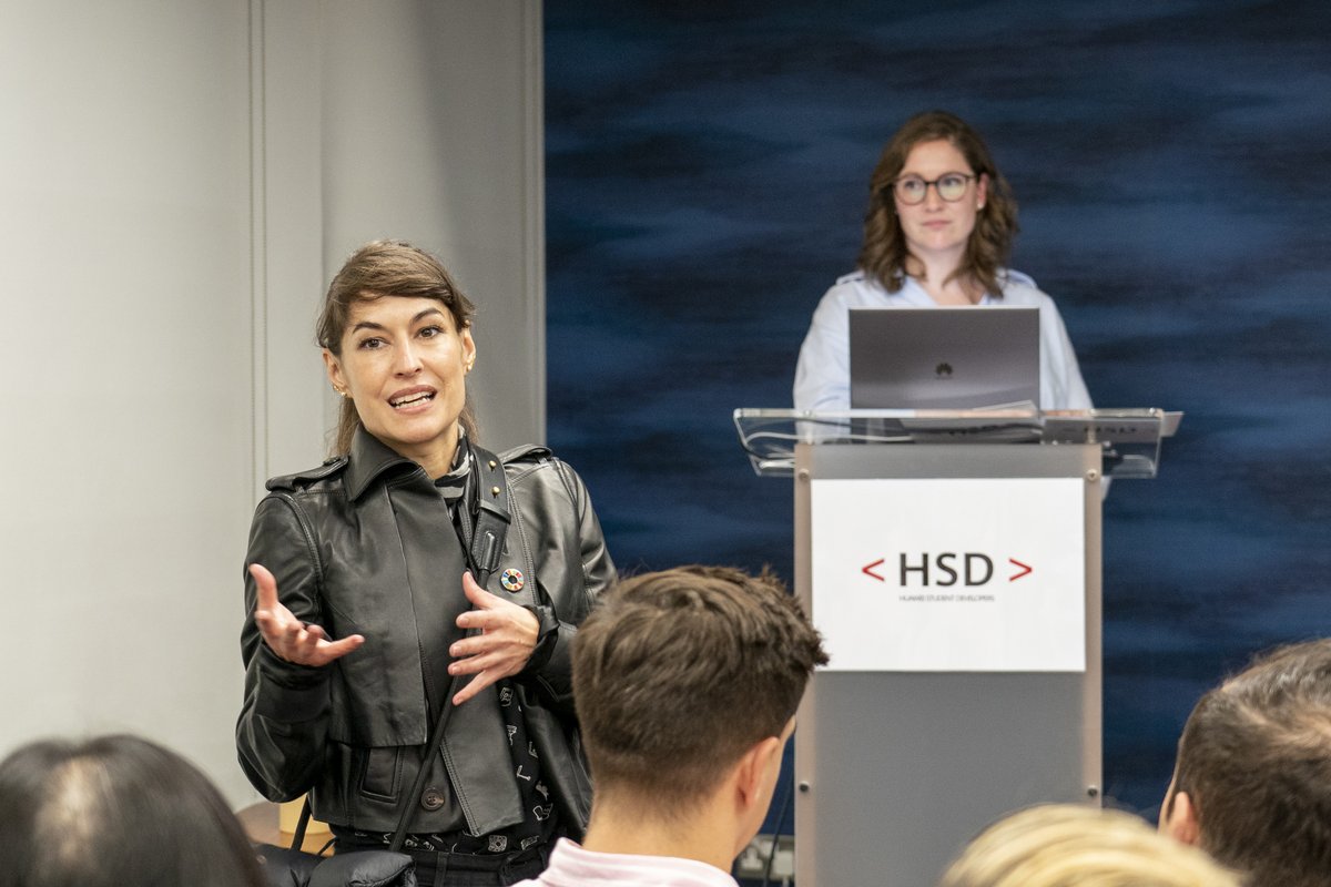 HuaweiUK's tweet photo. The recent #HuaweiStudentDevelopers UK launch proved to be a great weekend as speakers spoke about the amazing opportunities available for #WomenInTech 👏 Join the #HWD programme here: https://t.co/wmG1JP1eRw https://t.co/ZCGz16Kr95