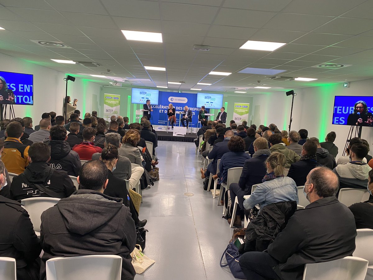 GarciasKaty's tweet photo. #Intersud : salle comble pour la première table ronde de la matinée https://t.co/P0cLCi2syA